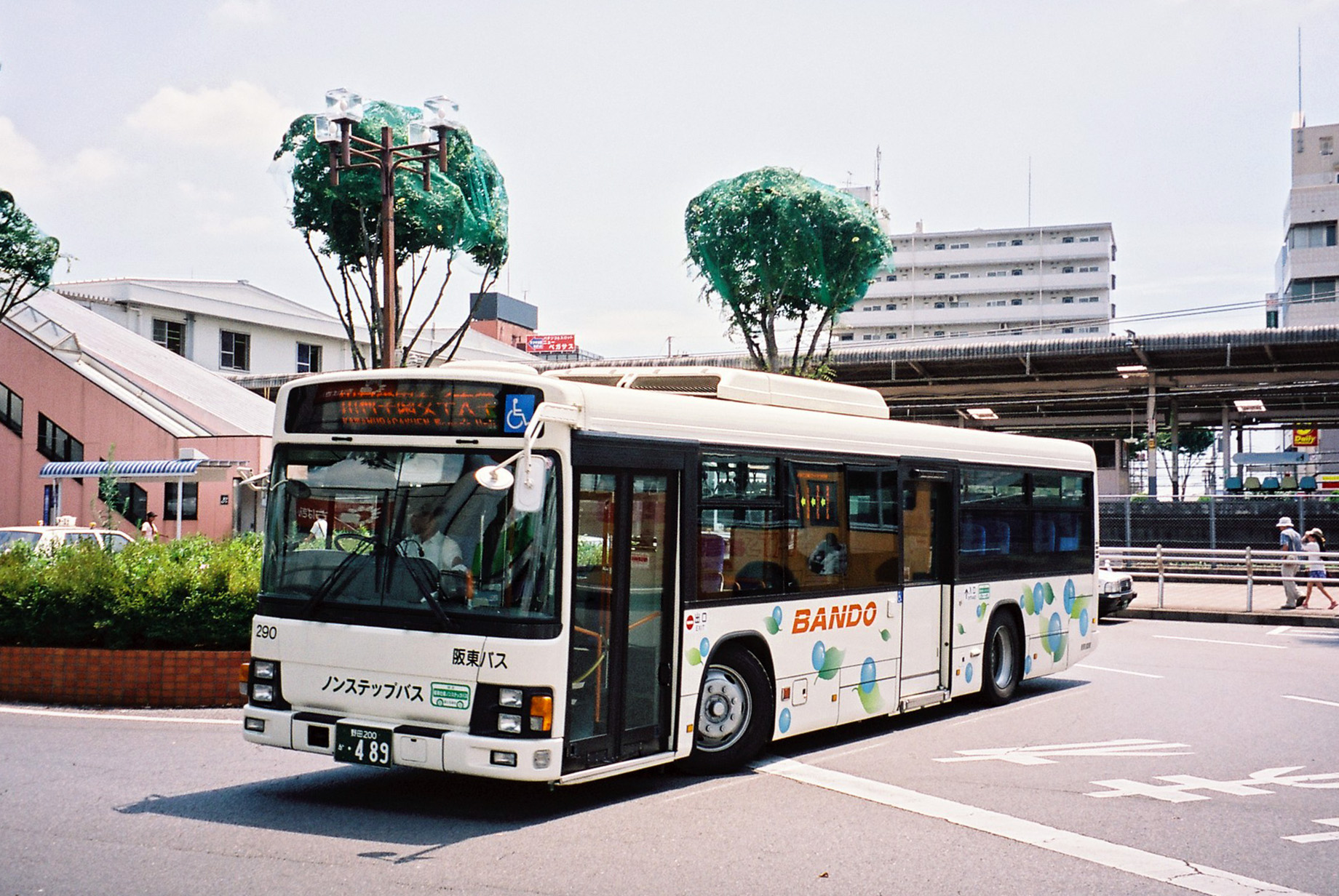 バズ 1821TCばーつくを走る関鉄バスを中心に。阪東自動車 290